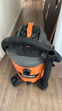 RIDGID Wet/Dry Shop Vacuum with Hose