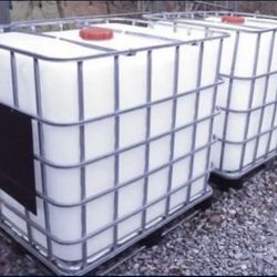 250 Gallon Water Tank Like New T yr a que De Agua Como Nuevo IBC Tote Container 