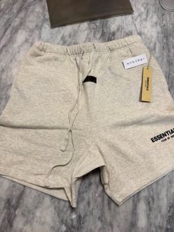 ESSENTIAL SHORTS