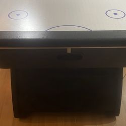 Air Hockey Table