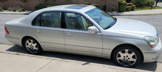 2001 Lexus LS 430
