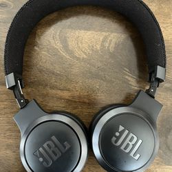 JBL Wireless Noise cancelling headphones
