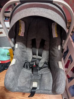 Stokke nuna car seat and stroller