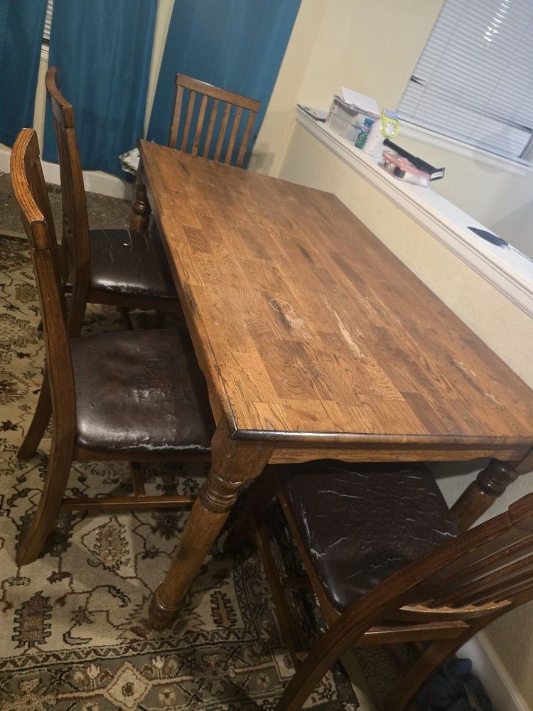 Dinning Room Table