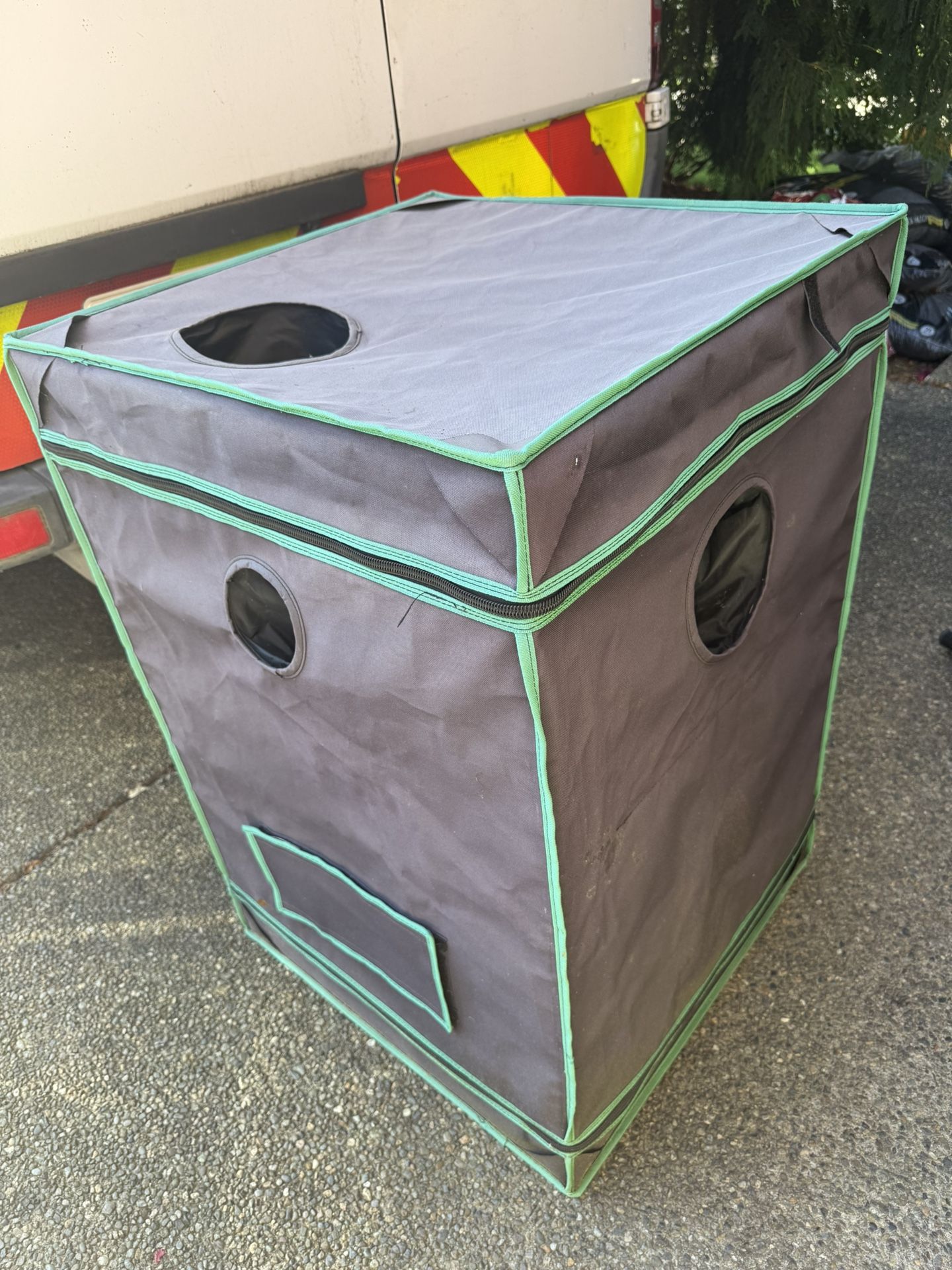 Grow Tent/ Reflective Growing Tent