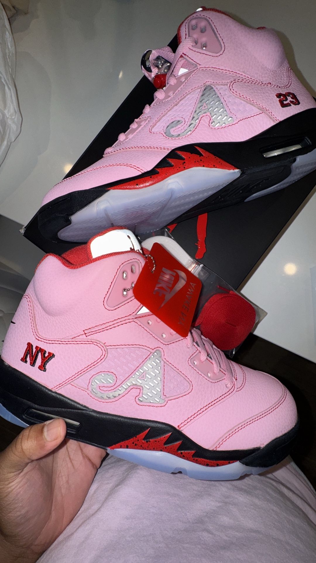 Jordan 5 awakes