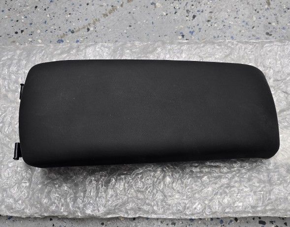 Audi Center Console Cover Armrest Black 4B0864245AM86R 33