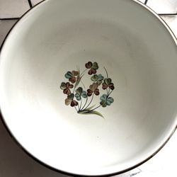 Vtg Denby England Shamrock Stoneware Bowl Approx 8” diameter x 4” Tall 
