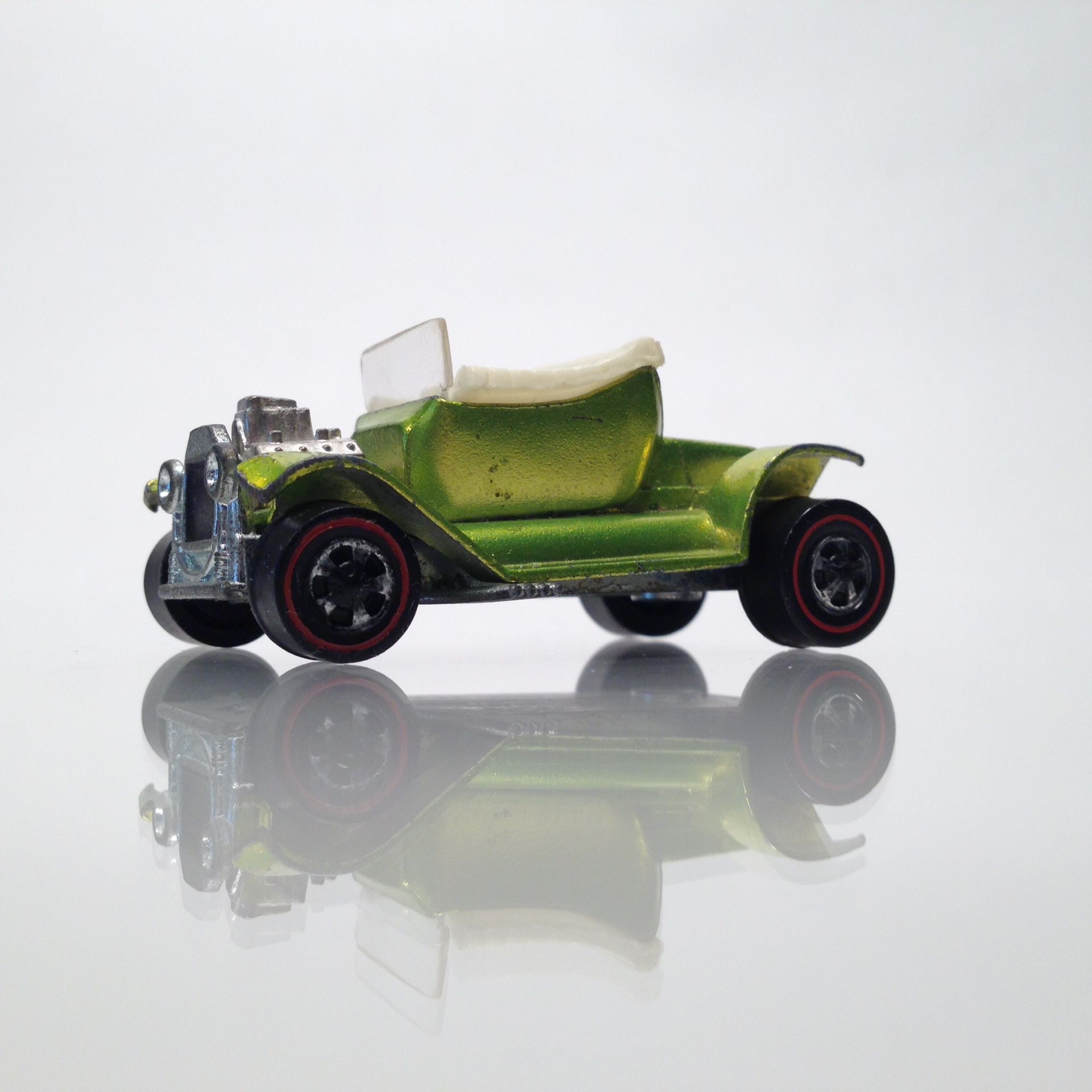 Hot Wheels Redline Hot Heap Lime/Antifreeze 1968 Original
