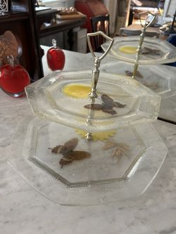 Chatterbox Originals Boho Retro Butterfly And Flower Serving 2/Tier Tray Lucite Acrylic 