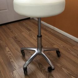 Swivel Stool