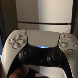 Brand New Ps5 (2 Weeks Out The Box) 