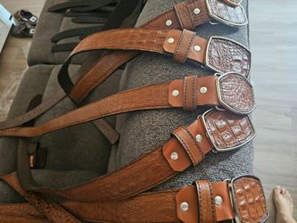 Cinto vaquero estilo cocodrilo