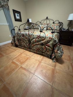Bedroom set