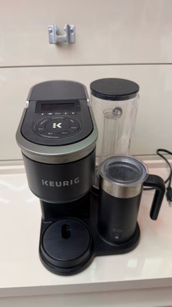 , Latte and Cappuccino Machine with Built-In Frother