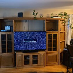 Entertainment stand