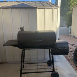 Charcoal BBQ Grill/Smoker Nexgrill