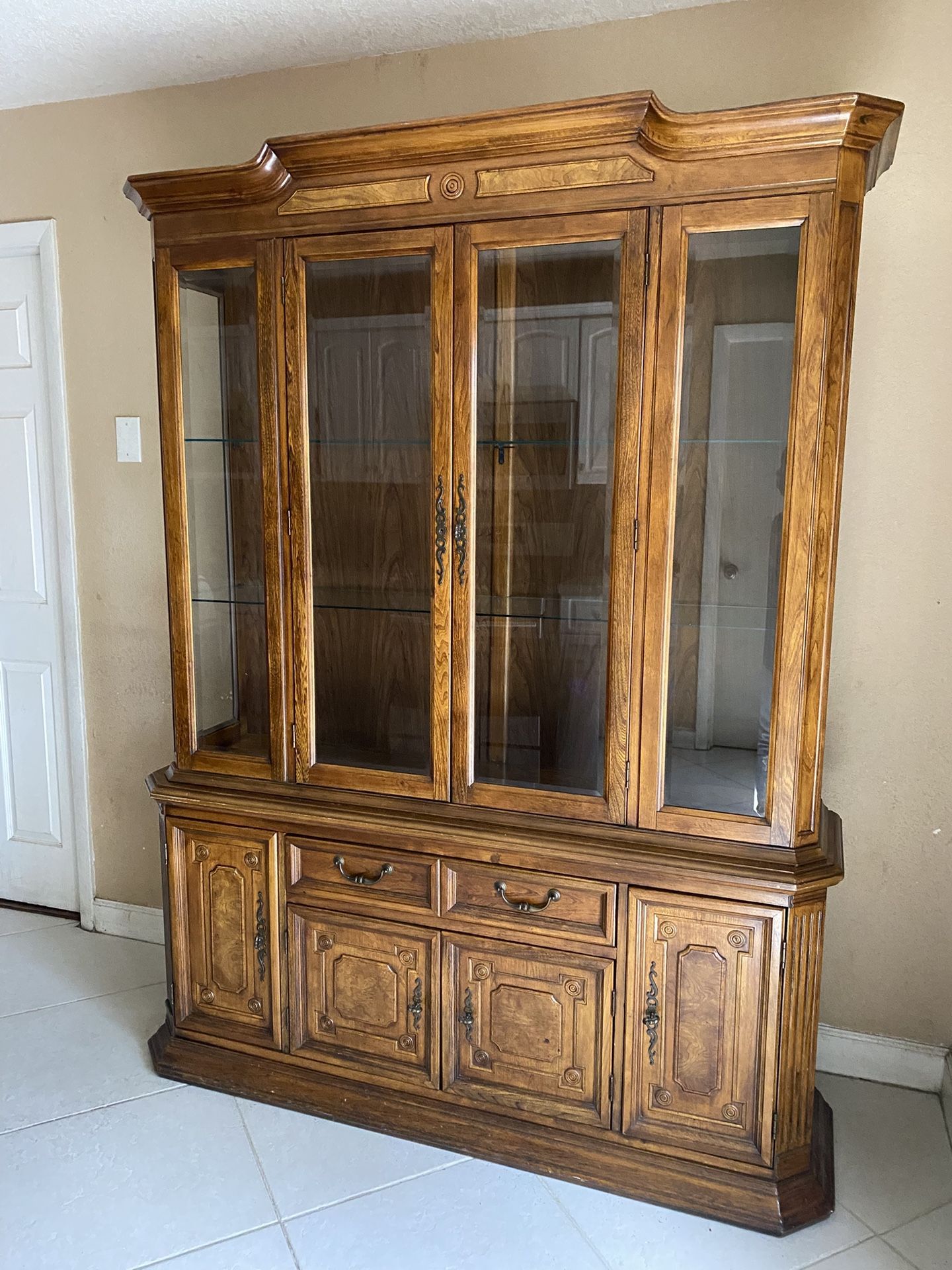 Vintage China Cabinet Hutch (Bernhardt Industries)