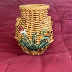 Vintage Majolica Vase Ceramic Basket Weave Frogs Lily Pad Cattails Planter