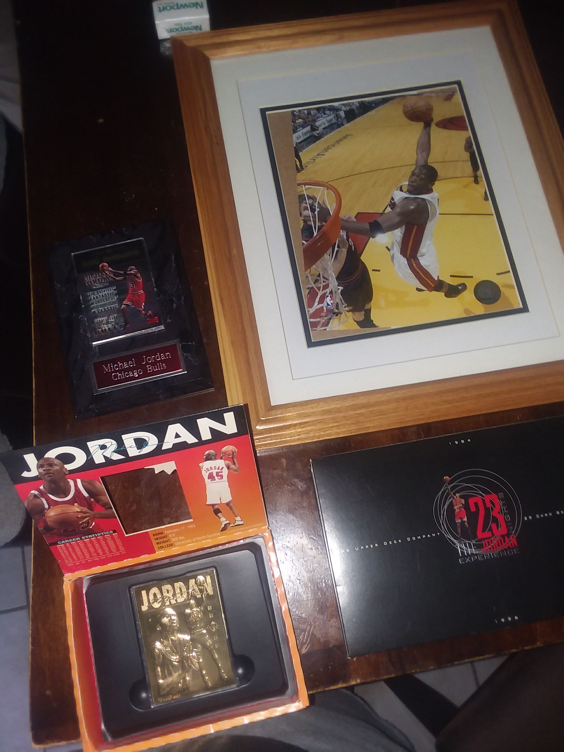 Michael jordan collectables (Offer Up)