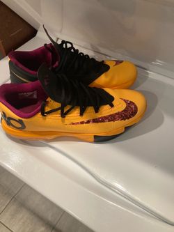 KD 6 peanut butter and jelly Sz 10