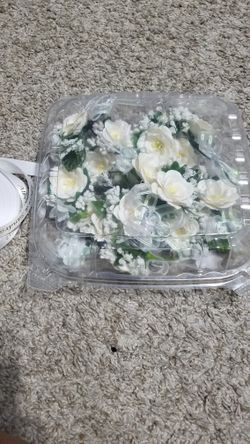 Magnolia Sponsor Pins