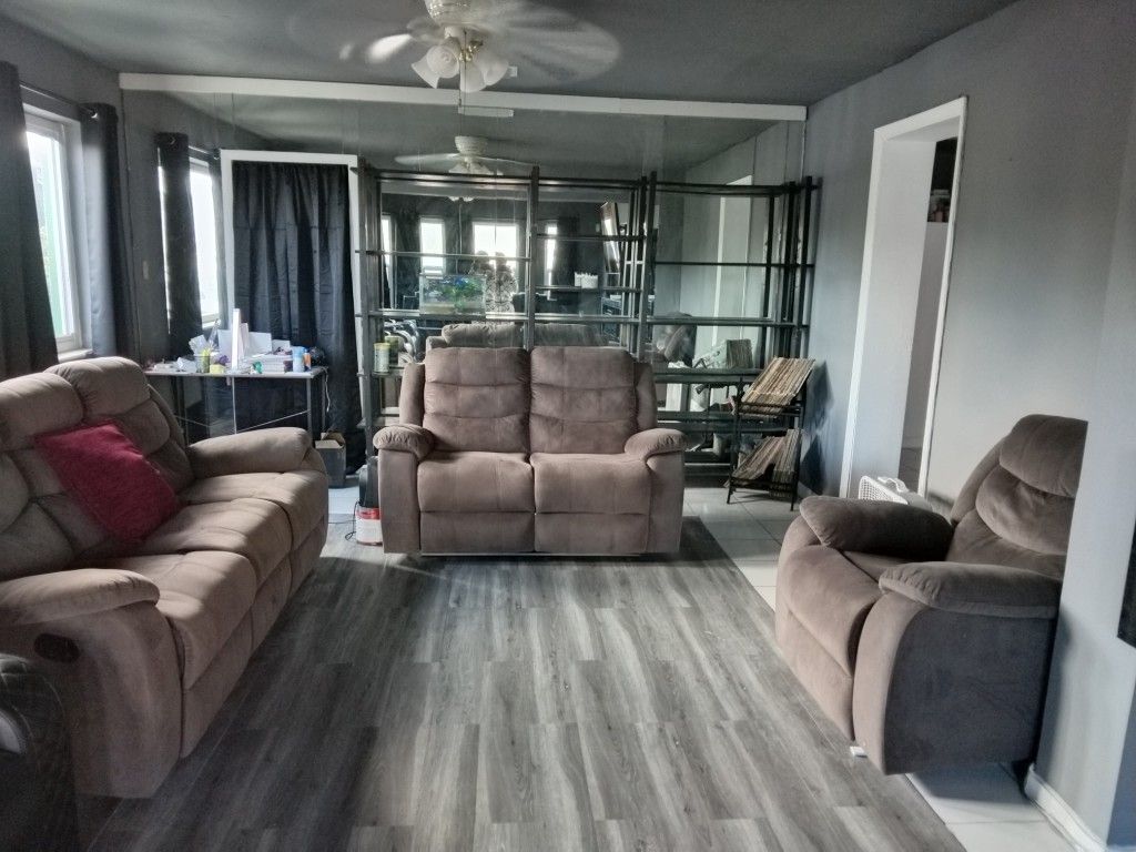 Recliner Sofa Set