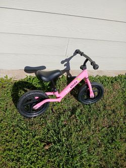 Kids Balancing bike Good Condition 