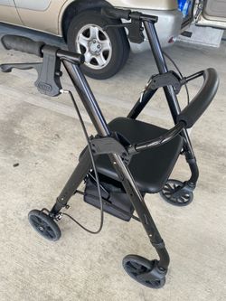 NOVA rollator LIKE NEW