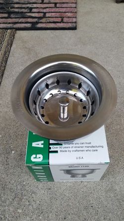 Kitchen sink strainer