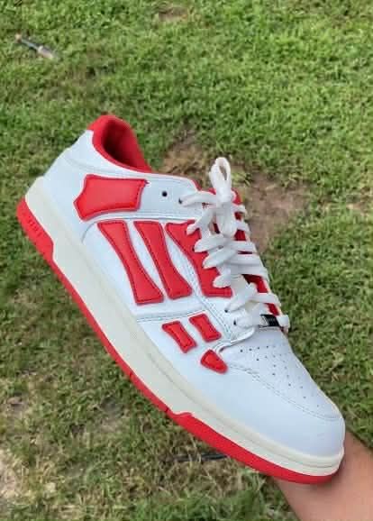 Amiris Skel Top Low Red