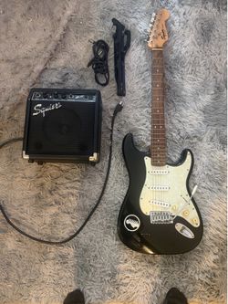 Squire by Fender Start CXS plus amp and stand