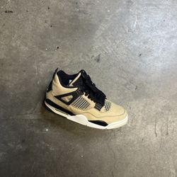 Jordan 4 Fossil 