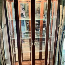 Curio Cabinet / Hutch