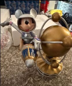 Disney Minnie Mouse Astro Orbiter Tomorrowland Figurine