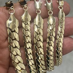 14k premium gold plated Miami Cuban bracelet💥💥💥