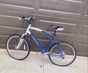 Novara Metro Bike 26”  21 Speed