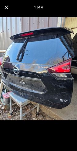 2014-2020 Nissan Rogue Tailgate