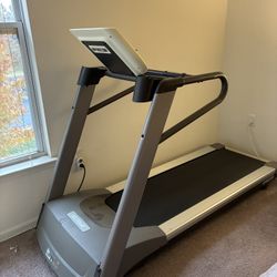 This Precor 9.27 Treadmill Changed My Life!