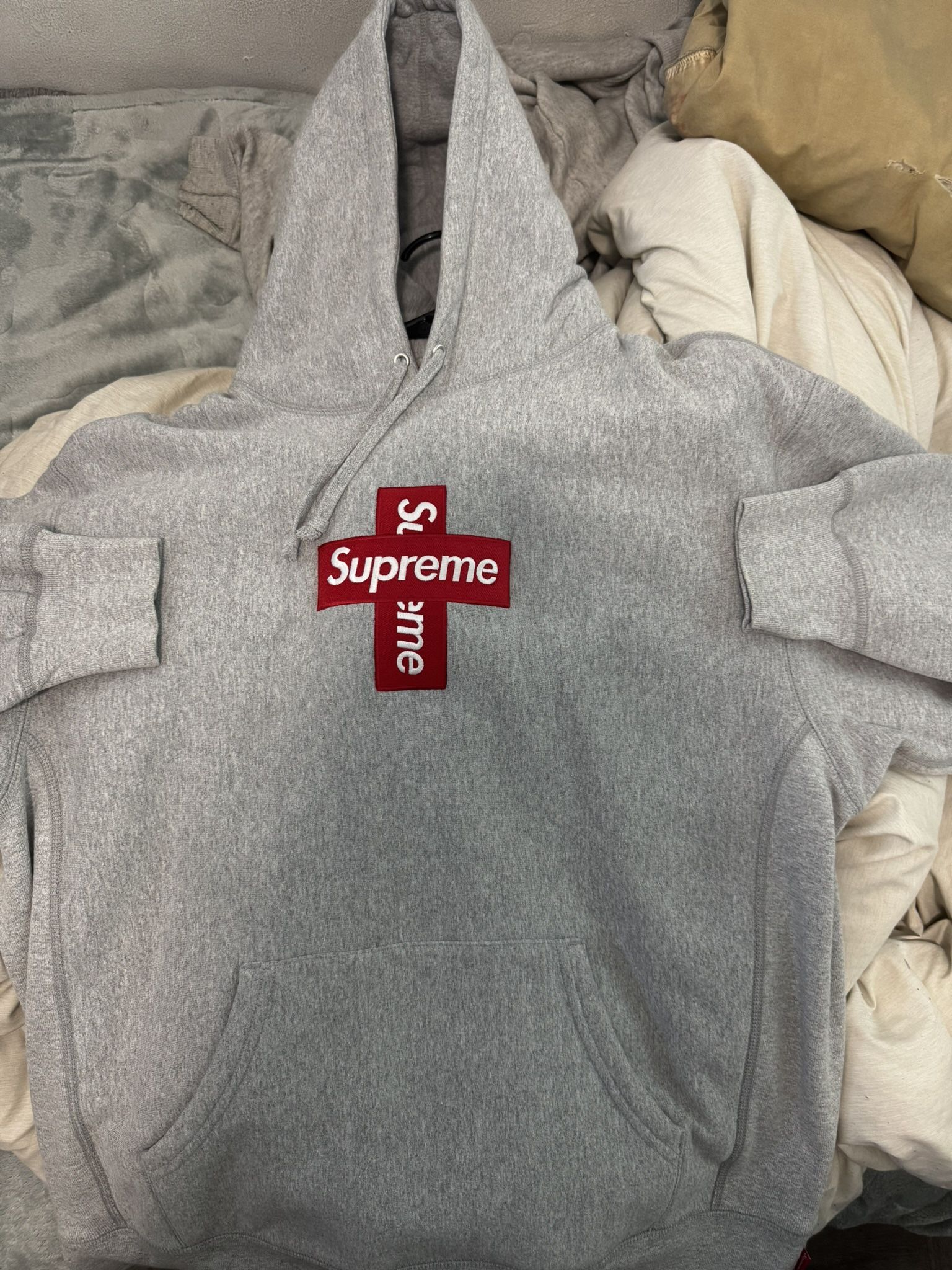 Men’s Supreme Hoodie