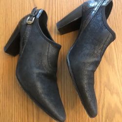 Donald H. Pilner Slip On Ankle Boots - Size 8M - Reduced 