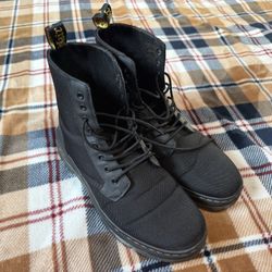Dr. Martens Combs Boots Men’s Size 11
