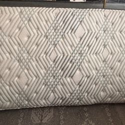  New Beauty Rest Twin Bed Matress