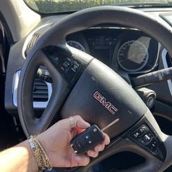 Gmc Terrain 2016 OEM FliP  Key