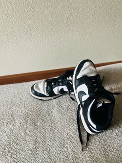 Nike Dunk Low Black & White sneakers in good condition. Clean, stylish, and comfortable for everyday wear. Classic black and white colorway that goes