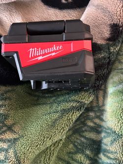 M18 18-Volt Lithium-lon Cordless 1000 Lumens ROVER Compact Folding Flood Light with USB Charging (Tool-Only)