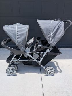 Double stroller Very Firm $50