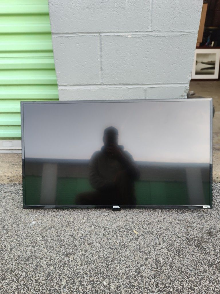 Onn Roku TV 38 inch. With stand. Like New