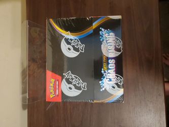 Chaos Rising booster display box