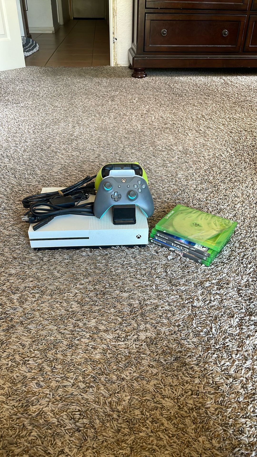 Xbox One S